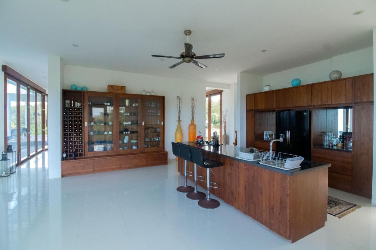 วิลลา นัมบุง Villa เซอลงเบอลานัก ภายนอก รูปภาพ